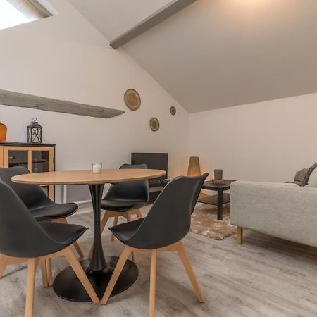 Atypique - 2 Chambres Avec Salles De Bains, Cuisine Equipee, Parking Gratuit Castelsarrasin Exterior photo